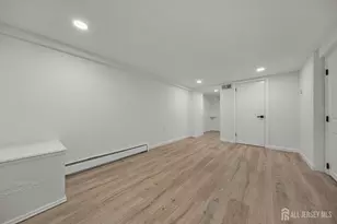 24 Morgan Dr, Edison, NJ 08817 - Photo 37