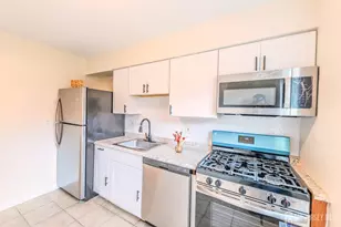 66 Fox Rd, Edison, NJ 08817 - Photo 11