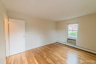 66 Fox Rd, Edison, NJ 08817 - Photo 15