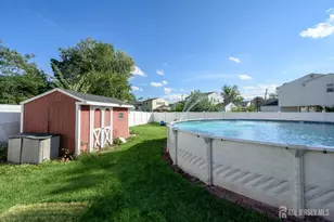 71 Aberdeen Ave, Iselin, NJ 08830 - Photo 31