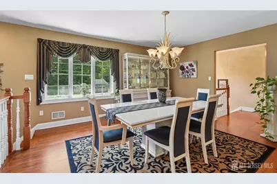 18 Mary Ellen Drive, Edison, NJ 08820 - Photo 11