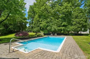 18 Mary Ellen Dr, Edison, NJ 08820 - Photo 39