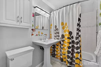 36 Sherwood Avenue, East Brunswick Township, NJ 08816 - Photo 11