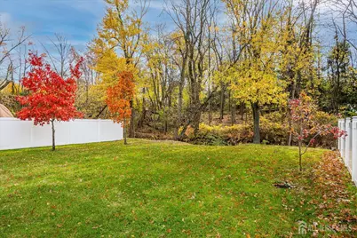 169 Metuchen Avenue, Woodbridge Township, NJ 07095 - Photo 35