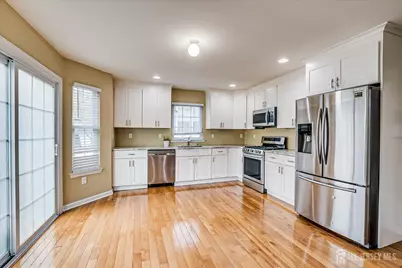 169 Metuchen Avenue, Woodbridge Township, NJ 07095 - Photo 11