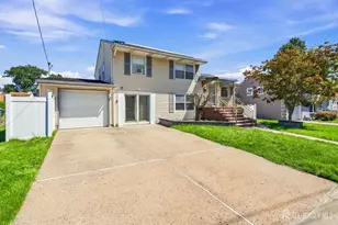 25 Penn St, Fords, NJ 08863 - Photo 3