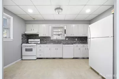 48 Buchanan Avenue, Sayreville, NJ 08859 - Photo 5