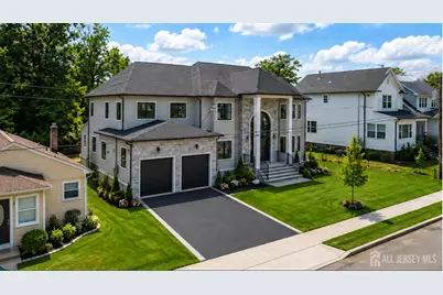 117 E Berkley Boulevard, Iselin, NJ 08830 - Photo 3
