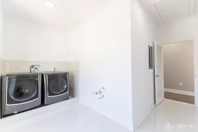 117 E Berkley Boulevard, Iselin, NJ 08830 - Photo 57