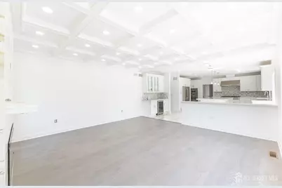 117 E Berkley Boulevard, Iselin, NJ 08830 - Photo 17