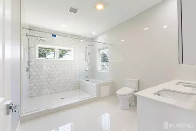 117 E Berkley Boulevard, Iselin, NJ 08830 - Photo 53