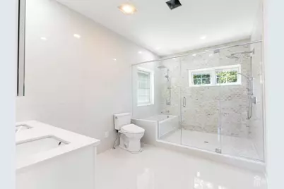 117 E Berkley Boulevard, Iselin, NJ 08830 - Photo 39