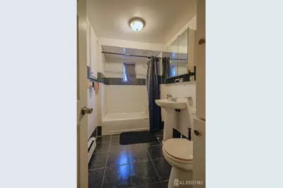 16 Somerset Street, Carteret, NJ 07008 - Photo 9