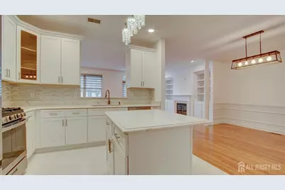 118 S Shore Drive S, South Amboy, NJ 08879 - Photo 9