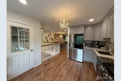 386 Waterview Road, Bridgewater, NJ 08807 - Photo 5