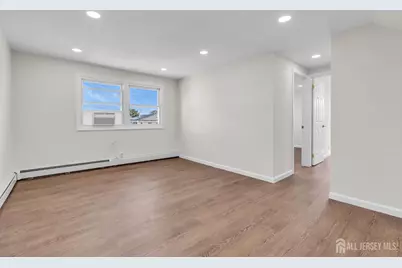 552 Ridgeway Avenue, Sayreville, NJ 08879 - Photo 19