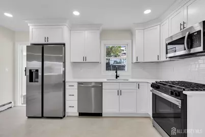 552 Ridgeway Avenue, Sayreville, NJ 08879 - Photo 3