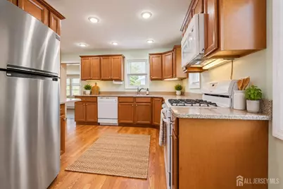 8 Aldrich Street, East Brunswick Township, NJ 08816 - Photo 3
