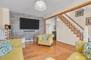 282 Alpine St, Perth Amboy, NJ 08861 - Photo 9