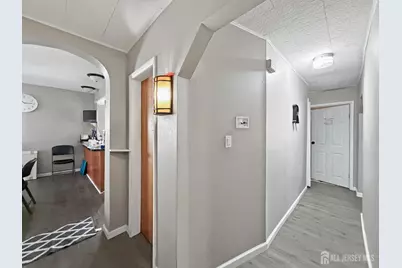 733 Schuyler Ave Avenue, Lyndhurst Township, NJ 07071 - Photo 25