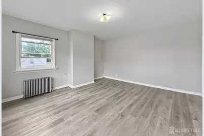 733 Schuyler Ave Avenue, Lyndhurst Township, NJ 07071 - Photo 9