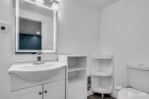 11 Pershing Ave, Sayreville, NJ 08872 - Photo 9