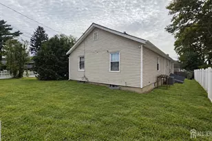 11 Pershing Ave, Sayreville, NJ 08872 - Photo 17