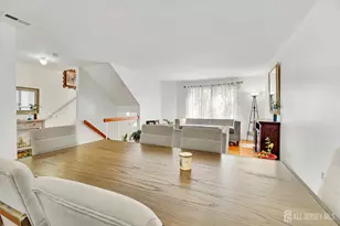 402 Holly Dr, Perth Amboy, NJ 08861 - Photo 15