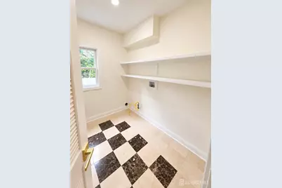 10 Yellowstone Drive, Old Bridge Township, NJ 08857 - Photo 23