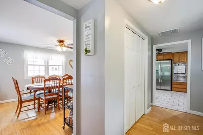 85 Othen Street, Edison, NJ 08817 - Photo 5