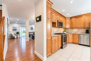 400 McDowell Dr, East Brunswick Township, NJ 08816 - Photo 9