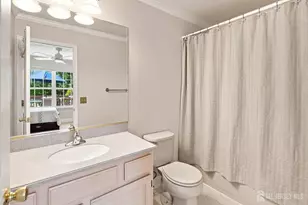 41 High Pointe Way, Old Bridge Township, NJ 07747 - Photo 17