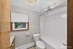 20 Division St, Carteret, NJ 07008 - Photo 13