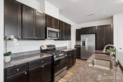82 Depot Way, Dunellen, NJ 08812 - Photo 9