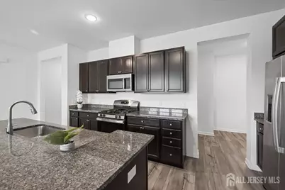 82 Depot Way, Dunellen, NJ 08812 - Photo 11