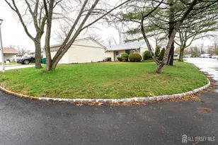264B Crosse Dr, Monroe Township, NJ 08831 - Photo 1