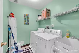 401 Harvest Ln, South Brunswick Township, NJ 08852 - Photo 21