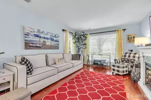 401 Harvest Ln, South Brunswick Township, NJ 08852 - Photo 5