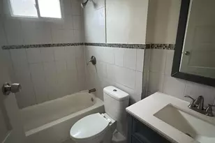 7 Maple St, New Brunswick, NJ 08901 - Photo 9