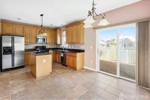 50 Wlodarczyk Pl, Sayreville, NJ 08859 - Photo 3