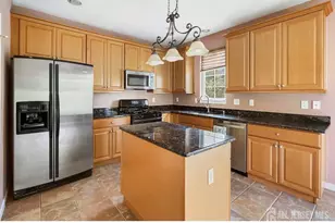 50 Wlodarczyk Pl, Sayreville, NJ 08859 - Photo 13