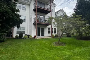 920-C0920 Plymouth Rd, North Brunswick Township, NJ 08902 - Photo 9