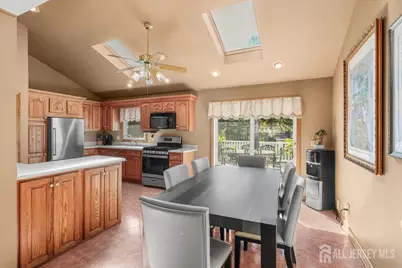 65 Hunter Lane, Woodbridge Township, NJ 07095 - Photo 7