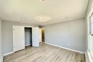 35 Fiat Ave, Iselin, NJ 08830 - Photo 13