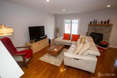 113 Woodmere Drive, Sayreville, NJ 08859 - Photo 3