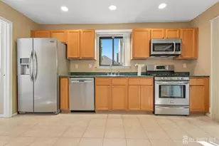 9 Brook St, Franklin Township, NJ 08873 - Photo 3