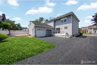 100 Howell Avenue, Fords, NJ 08863 - Photo 29