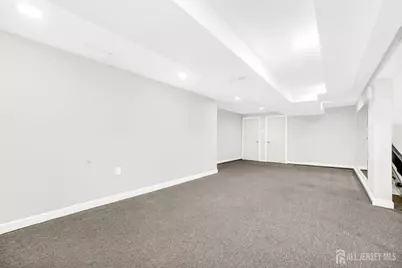 100 Howell Avenue, Fords, NJ 08863 - Photo 27