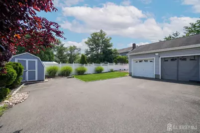 100 Howell Avenue, Fords, NJ 08863 - Photo 31