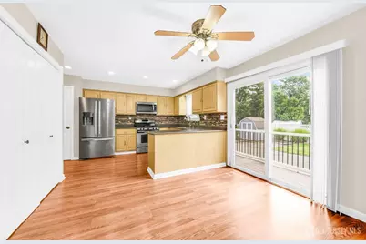 100 Howell Avenue, Fords, NJ 08863 - Photo 11